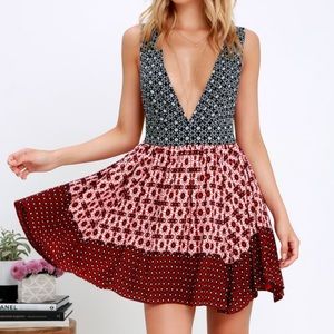 Lulu’s Navy Blue and Red Floral Print Sundress